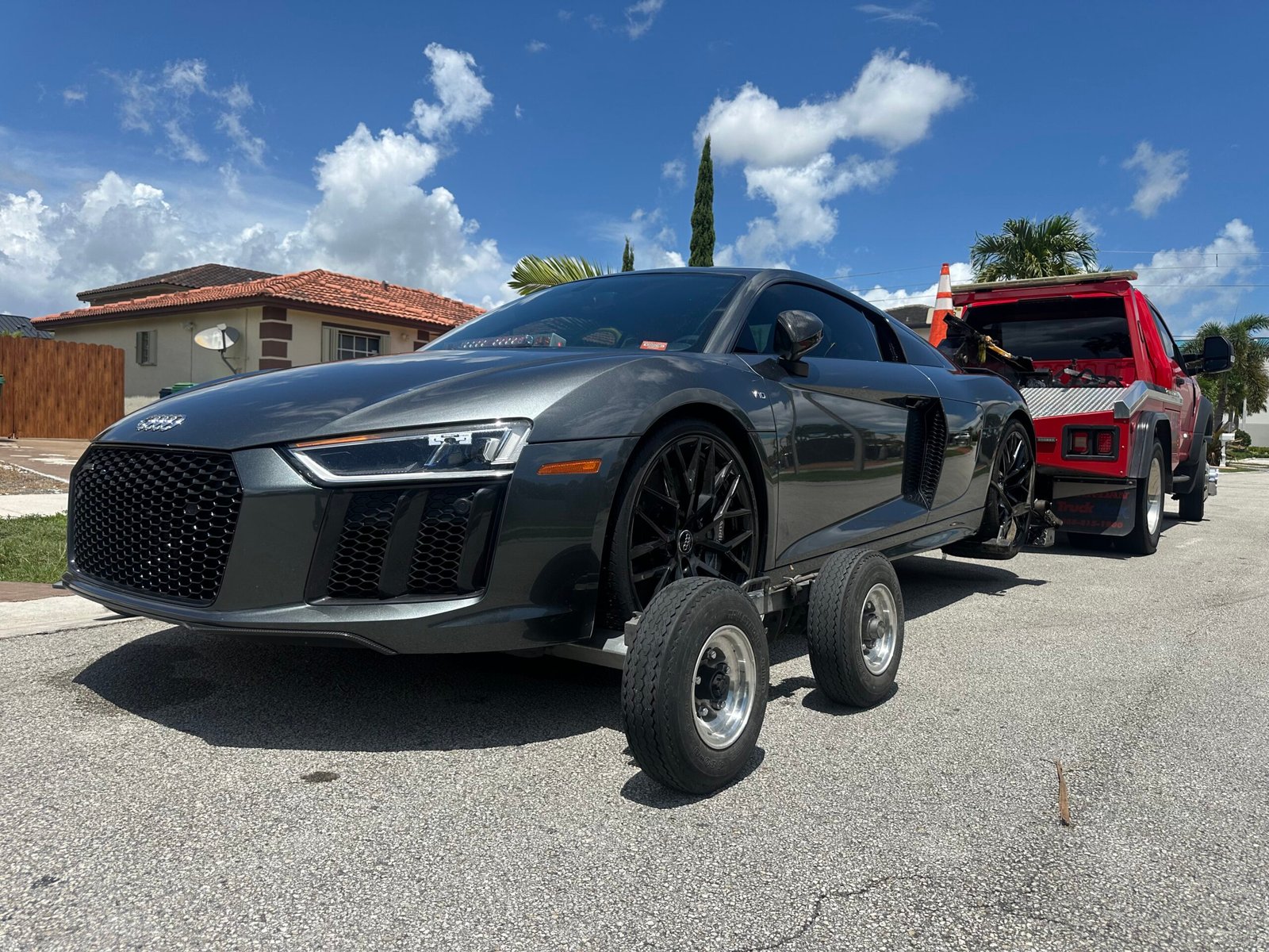 Miami Lakes Tow Truck
