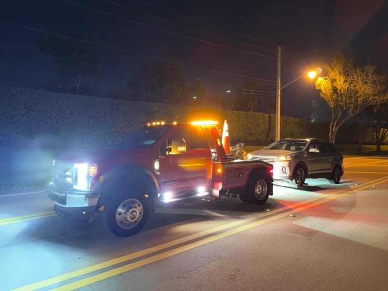 Tow Trucks Miami · Sin City Towing · 305-927-2537