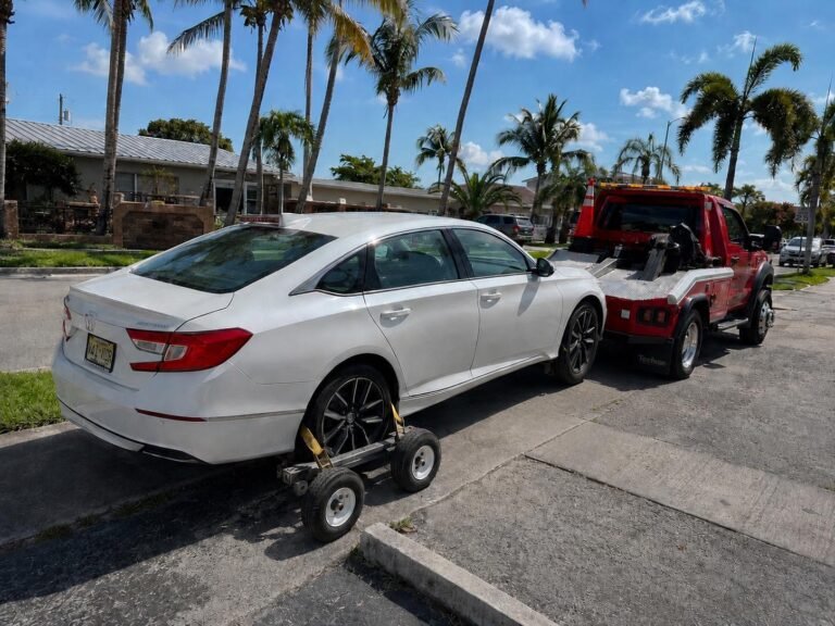 Towing Available Now · Sin City Towing · 305-927-2537